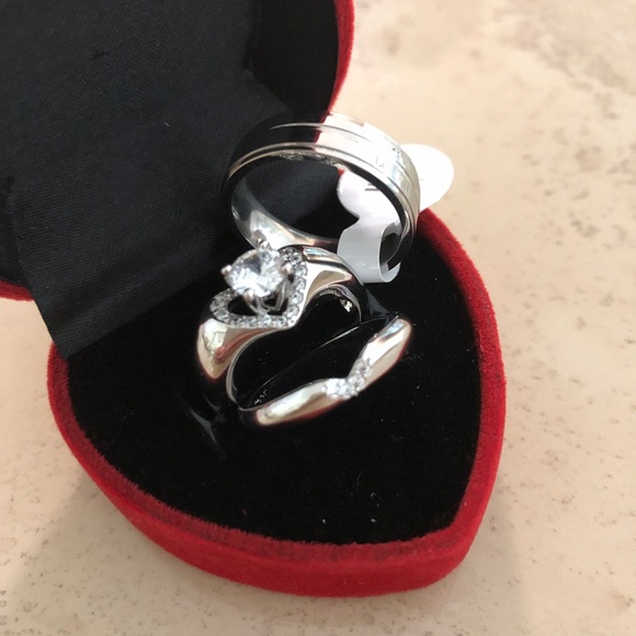 Jewelry - Couple Wedding Bands